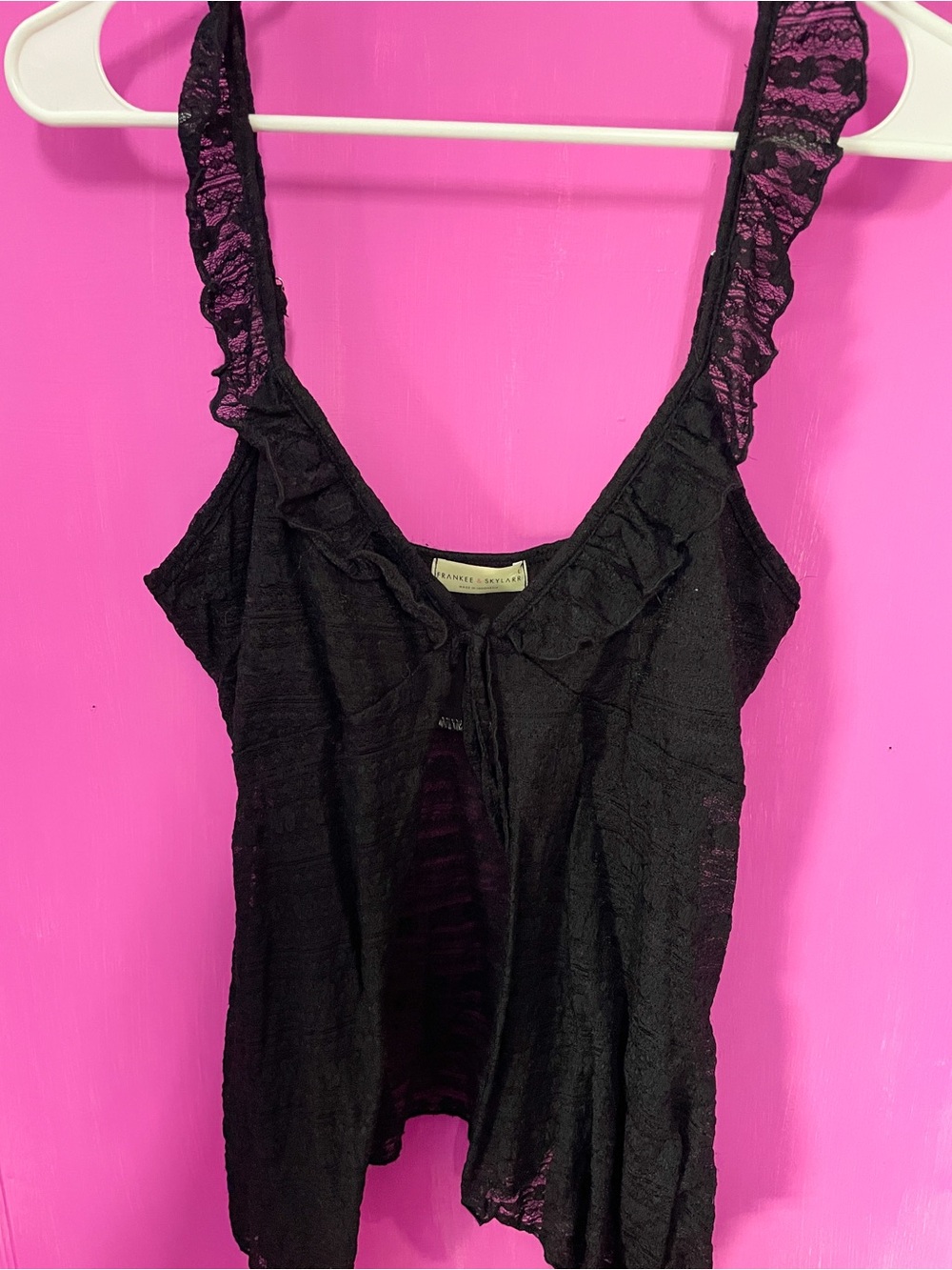 Black Lace-Trim Sleeveless Top - Picture 2 of 3